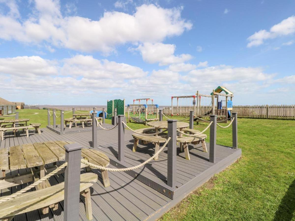 Corton Retreats At Waterside Park别墅 外观 照片